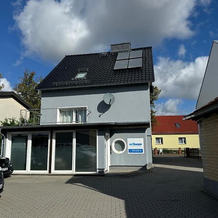 Skypension Schönefeld Extérieur photo